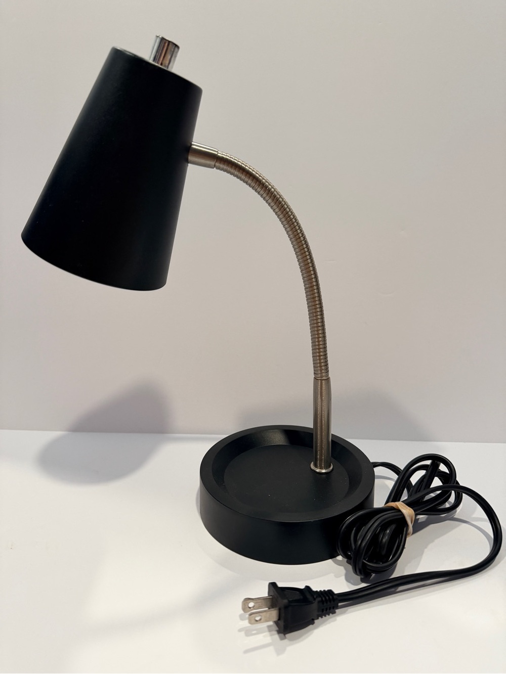 Black Flexible Desk Lamp with Metal Gooseneck
